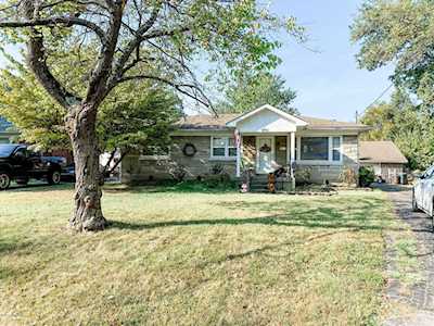 4902 Determine Ln Louisville, KY 40216
