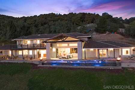 7190 Via Mariposa Norte Bonsall, CA 92003