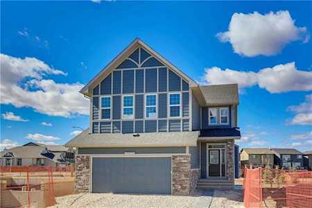 12 Legacy Manor SE Calgary, AB T2X 2E9