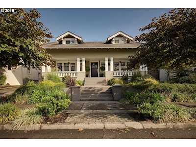 3237 NE Schuyler St Portland, OR 97212