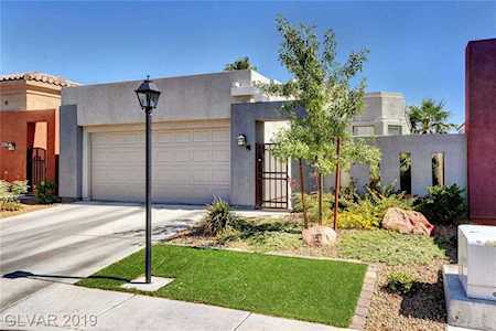 9122 Aqueduct St Las Vegas, NV 89123