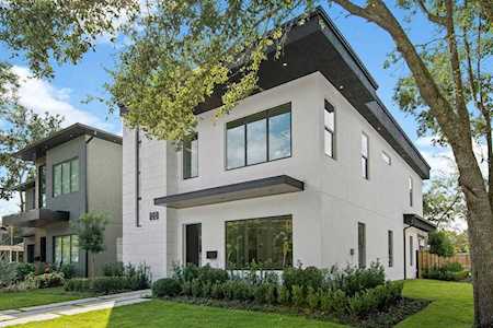 2 E King Street Orlando, FL 32804
