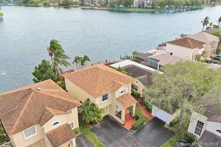 11806 NW 13th St Pembroke Pines, FL 33026