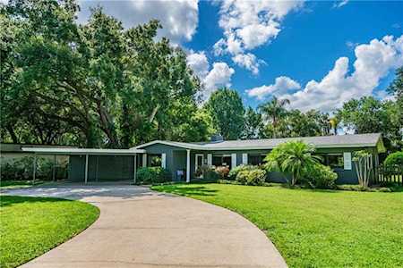2350 Gatlin Avenue Orlando, FL 32806