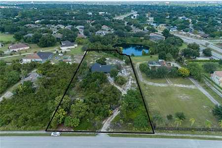 8029 Palm Lake Drive Orlando, FL 32819