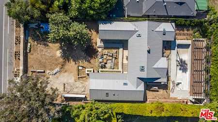 12825 San Vicente Boulevard Los Angeles, CA 90049