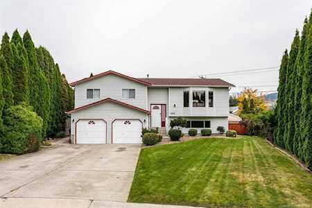 1209 Sanborn Court Kelowna, BC V1X7E5