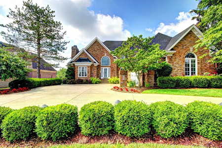 14706 Forest Oaks Dr Louisville, KY 40245