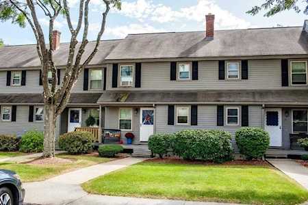 192 Pleasant St #26 Leominster, MA 01453