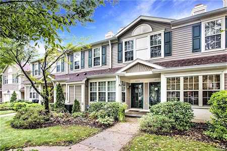 1603 Pondcrest Ln Greenburgh, NY 10607