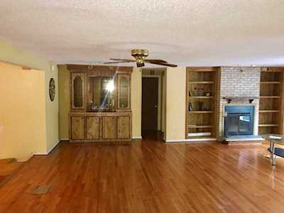 199 Ot Wallace Dr Summerville, SC 29483