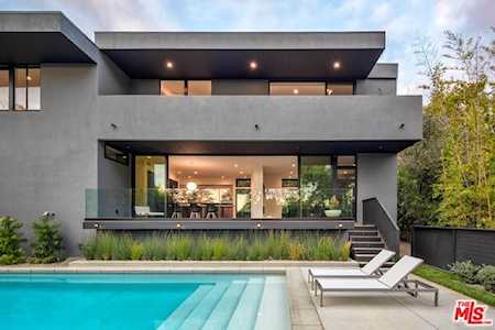 7966 Woodrow Wilson Drive Los Angeles, CA 90046