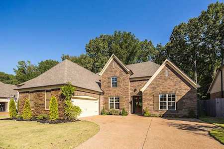 204 Red Sea Dr Collierville, TN 38017