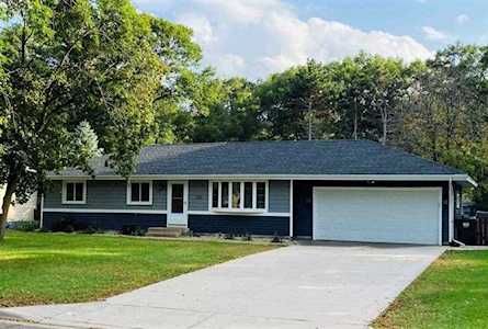 132 105th Avenue NW Coon Rapids, MN 55448