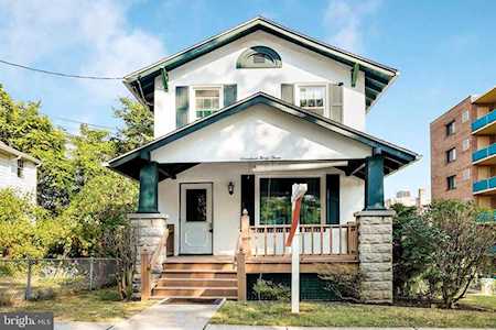 1943 Cleveland St Arlington, VA 22201