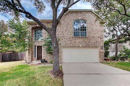 1914 Holly Hill Dr Leander, TX 78641