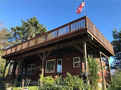 1021 242nd Place Ocean Park, WA 98640