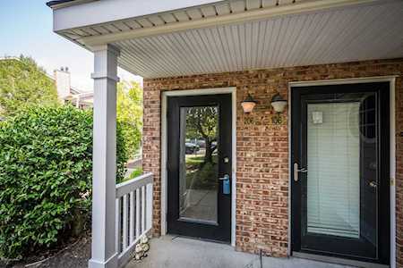 6500 Brook Bend Way #206 Louisville, KY 40229