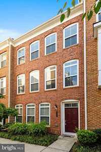 9648 Pullman Place Fairfax, VA 22031