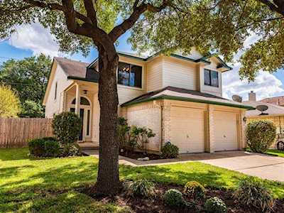 9021 Corran Ferry Dr Austin, TX 78749