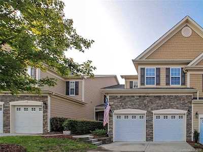 1072 Silver Gull Dr Tega Cay, SC 29708
