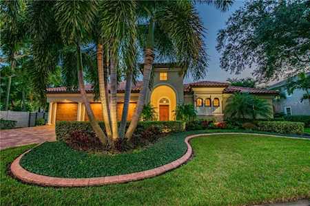 447 NE Lido Way St Petersburg, FL 33704