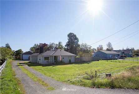 9703 Waller Rd E Tacoma, WA 98446