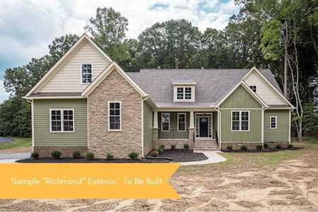 4718 Mantlo Ct Hanover, VA 23111