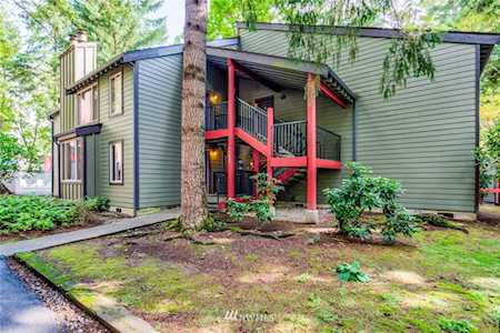 14622 NE 30th Place #A Bellevue, WA 98007