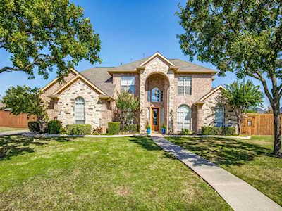 6100 Valleywood Drive Flower Mound, TX 75028