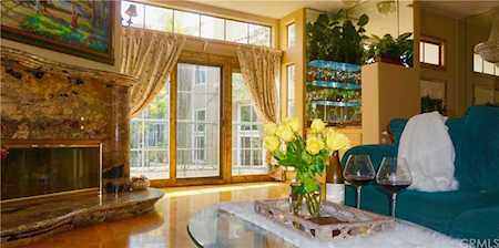 6185 Fernwood Drive Huntington Beach, CA 92648