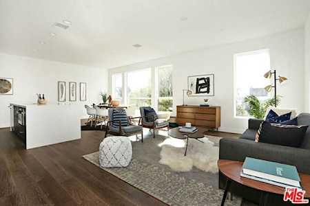 1515 Lake Shore Avenue #4 Los Angeles, CA 90026