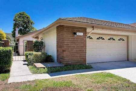 1227 Via Viento Suave San Marcos, CA 92078