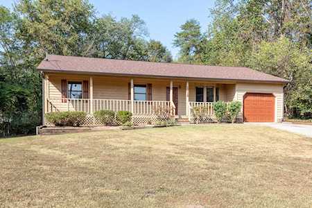 2718 Lady Liberty Ct Louisville, TN 37777