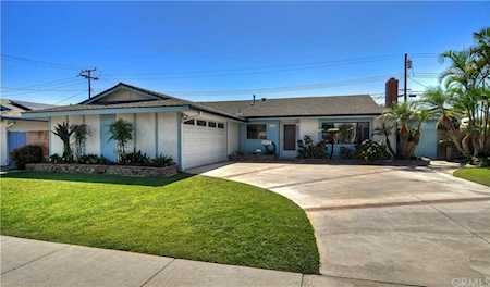 9180 La Paloma Avenue Fountain Valley, CA 92708