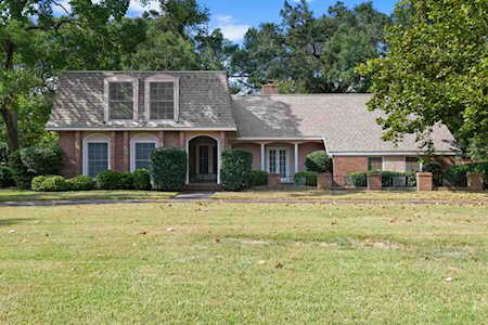 2406 Killarney Way Tallahassee, FL 32309