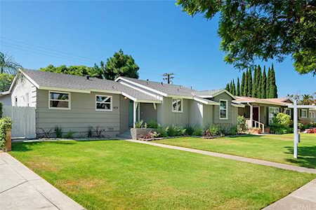 1022 W 18th Street Santa Ana, CA 92706