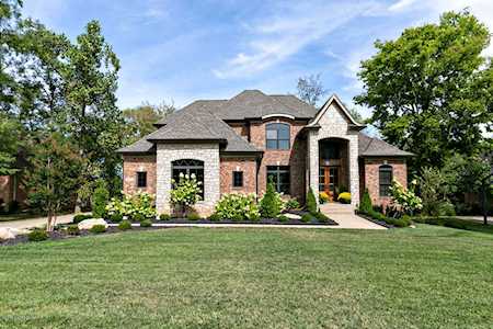 951 Persimmon Ridge Dr Louisville, KY 40245