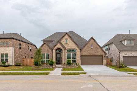 16210 Cleburne State Park Dr Cypress, TX 77433