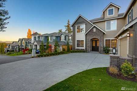 17233 NE 15th St Bellevue, WA 98008