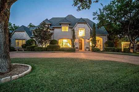 8310 Midway Road Dallas, TX 75209