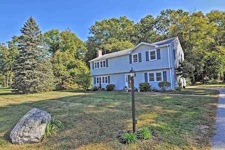 4 Spring Valley Medfield, MA 02052