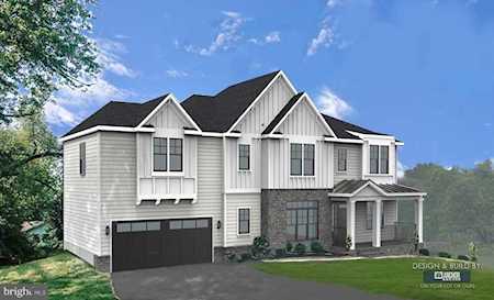 822 18th St S Arlington, VA 22202
