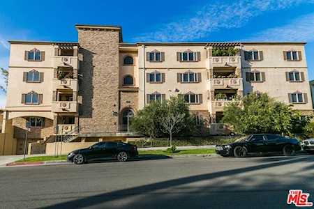 5057 Maplewood Avenue #102 Los Angeles, CA 90004
