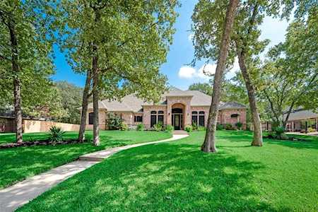 913 Greenbriar Drive Keller, TX 76248