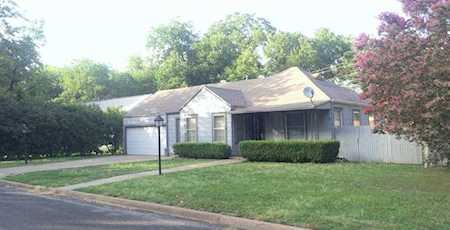 824 Springbrook Drive Fort Worth, TX 76107