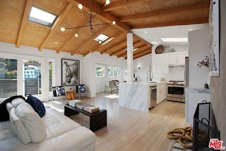 6450 Bryn Mawr Drive Los Angeles, CA 90068