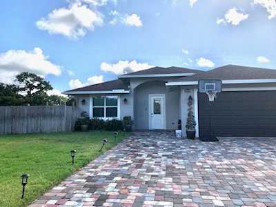 7756 Terrace Road Hypoluxo, FL 33462