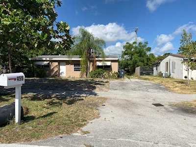 455 Seminole Drive Lake Worth, FL 33462