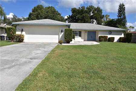 1204 Lucaya Avenue Venice, FL 34285
